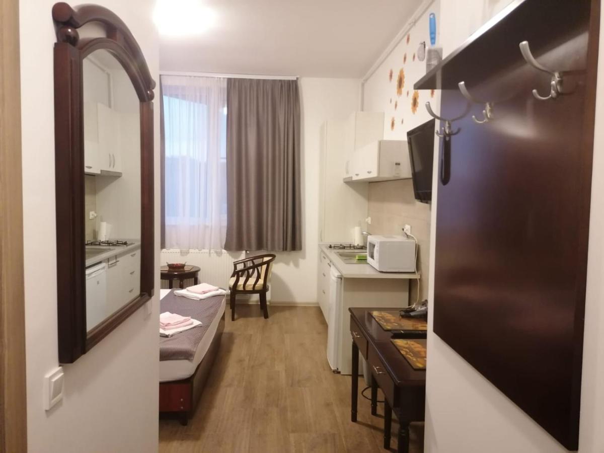 Appartement Garsoniera Papaya Beach à Năvodari Extérieur photo